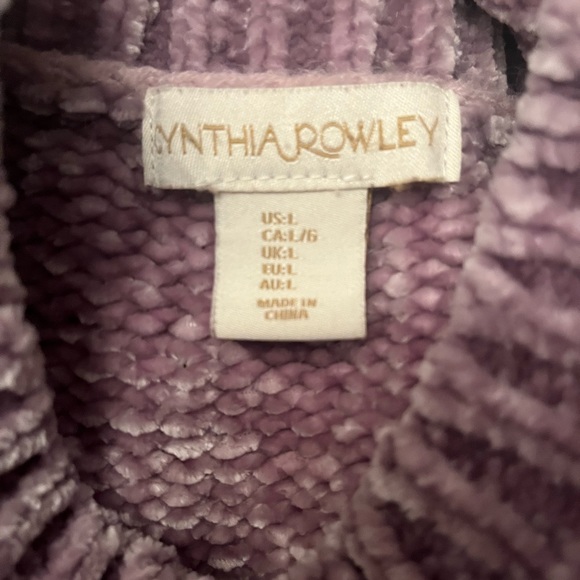 soft purple sweater - Picture 4 of 4